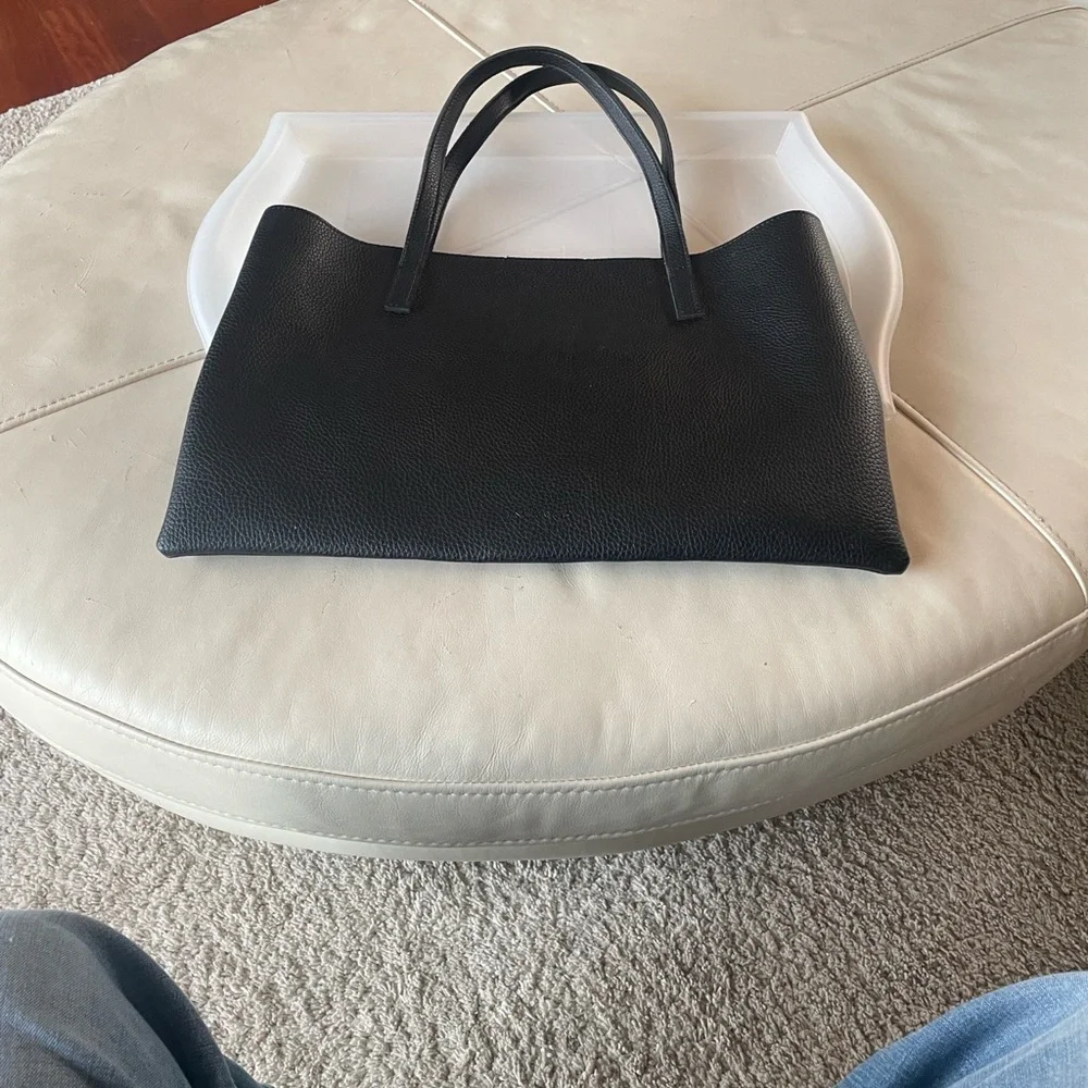 Vince Camuto Leather Tote Bag • Black & Gray Colorblock • Minimalist Chic - Picture 4 of 7